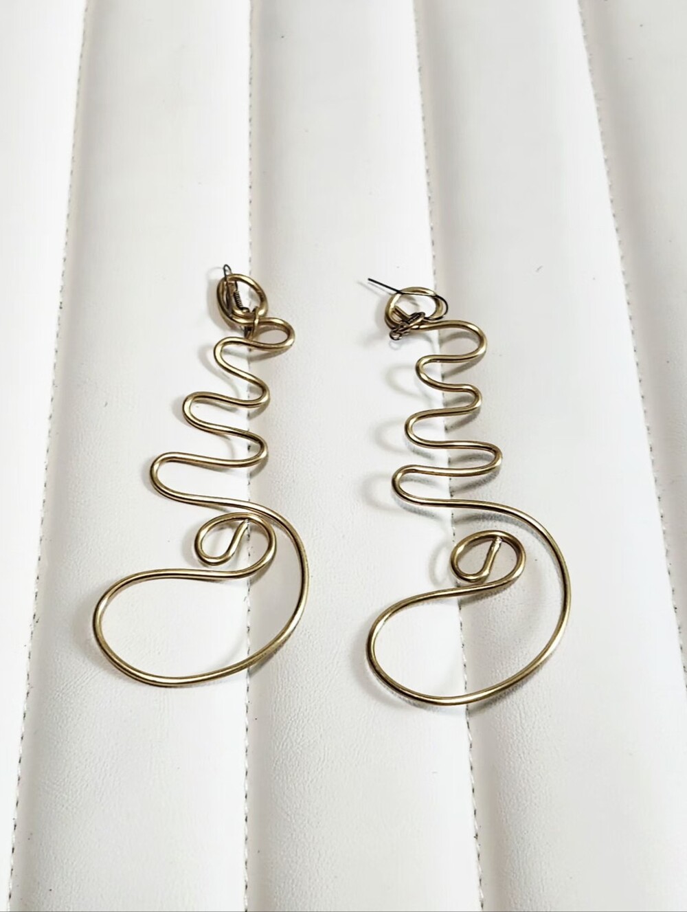 Boutique Gold Wave Drop Earrings - Women Jewelry
